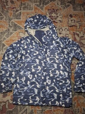 Columbia Navy and White Camouflage Puffer Jacket